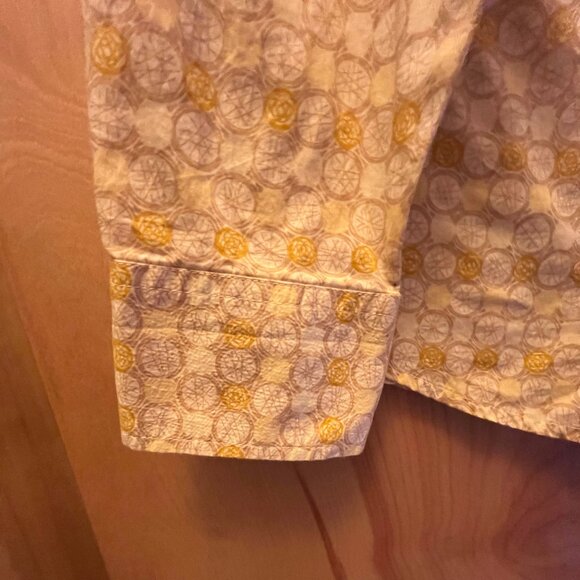 Gap buttoned down long sleeve blouse - Picture 7 of 8